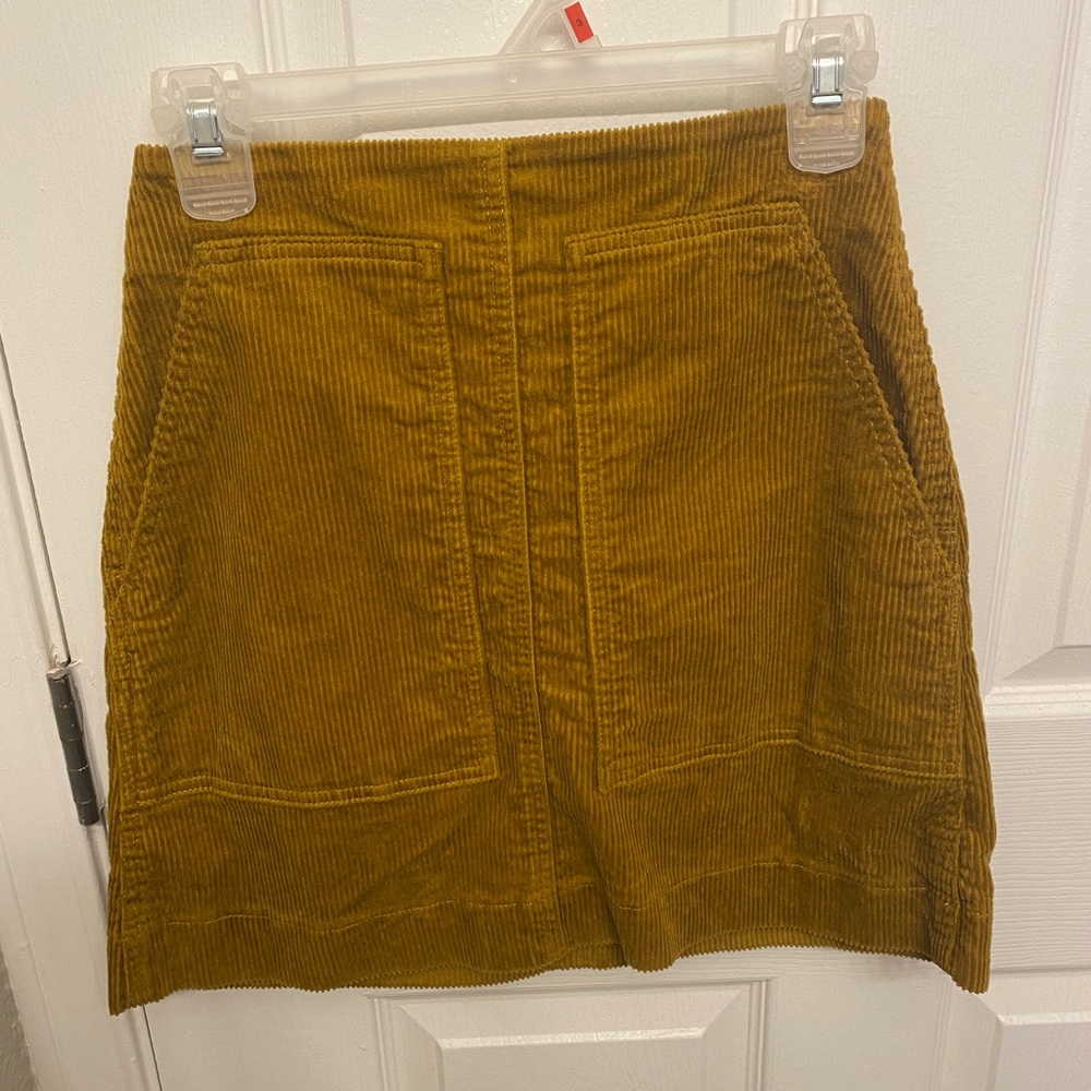 Uniqlo corduroy mini skirt
